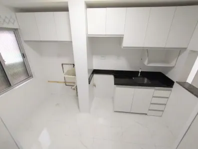 Apartamento com 2 Quartos para alugar, 50m² no Flores, Manaus