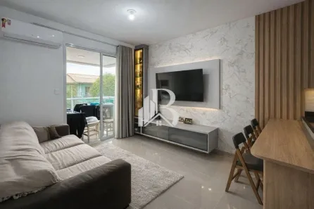 Apartamento com 2 Quartos à venda, 65m² no Carianos, Florianópolis