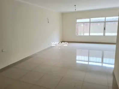 Casa com 4 Quartos para alugar, 300m² no Cidade Monções, São Paulo