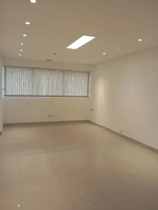 Sala Comercial à venda, 29m² no Centro, Lauro de Freitas