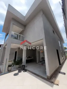 Sobrado com 3 Quartos à venda, 400m² no Solemar, Praia Grande