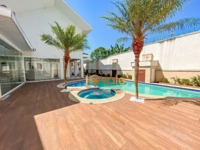 Casa de Condomínio com 3 Quartos à venda, 450m² no Loteamento Villa Branca, Jacareí