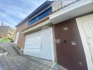 Casa com 2 Quartos à venda, 225m² no Vila Guaraciaba, Santo André