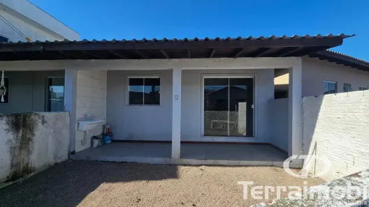 Casa com 2 Quartos para alugar, 60m² no , Garopaba