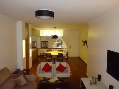Apartamento com 2 Quartos à venda, 156m² no Copacabana, Rio de Janeiro