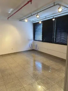 Sala Comercial à venda, 39m² no Vila Olímpia, São Paulo