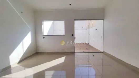 Sobrado com 3 Quartos à venda, 170m² no Parque Senhor do Bonfim, Taubaté