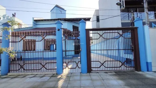 Sobrado com 5 Quartos à venda, 203m² no Centro, Canoas