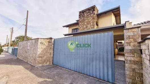 Casa com 4 Quartos à venda, 216m² no Vila Nova, Joinville
