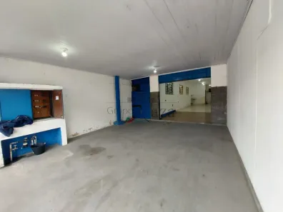 Imóvel Comercial com 3 Quartos à venda, 250m² no Bosque dos Eucaliptos, São José dos Campos