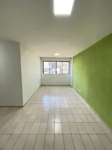 Apartamento com 3 Quartos para alugar, 71m² no Vila Marumby, Maringá