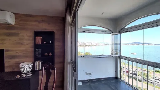 Apartamento com 3 Quartos à venda, 135m² no Agronômica, Florianópolis