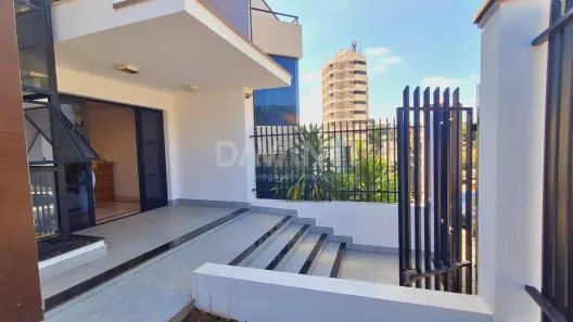 Prédio Comercial com 4 Quartos à venda, 323m² no Centro, Vinhedo