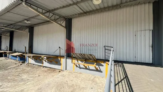 Galpão/Depósito/Armazém para alugar, 1120m² no Cordeiros, Itajaí