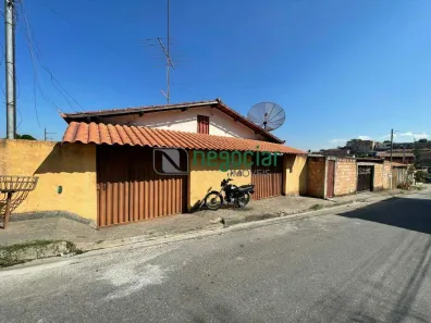 Casa com 5 Quartos à venda, 280m² no Novo Horizonte, Betim
