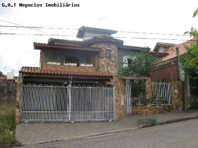 Sobrado com 3 Quartos à venda, 275m² no Jardim Refúgio, Sorocaba