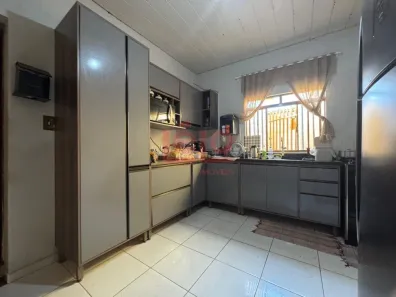 Casa com 3 Quartos à venda, 220m² no Vila Morangueira, Maringá
