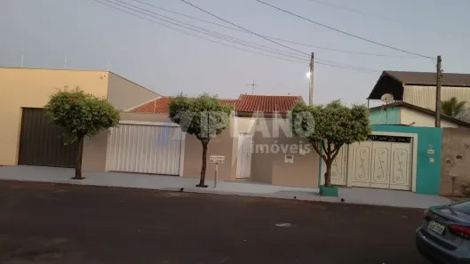 Casa com 3 Quartos à venda, 180m² no Jardim Jóquei Clube, Ribeirão Preto