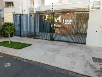 Sala Comercial para alugar, 154m² no Zona 04, Maringá