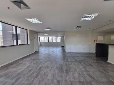 Sala Comercial para venda ou aluguel, 150m² no Indianópolis, São Paulo