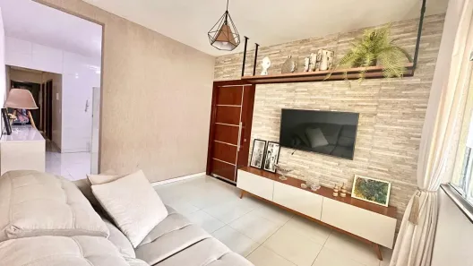 Casa com 3 Quartos à venda, 105m² no Jardins Madri, Goiânia