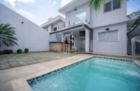 Casa com 4 Quartos para alugar, 240m² no Jardim São Vicente, Cotia