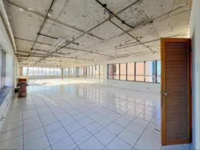 Sala Comercial com 3 Quartos para alugar, 220m² no Santa Efigênia, Belo Horizonte