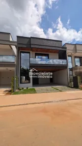 Sobrado com 4 Quartos à venda, 227m² no Nova Esperança, Porto Velho