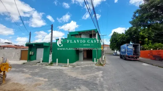 Sobrado com 4 Quartos à venda, 70m² no Vila Velha, Fortaleza
