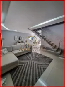 Sobrado com 3 Quartos à venda, 189m² no Jardim do Céu, São José dos Campos