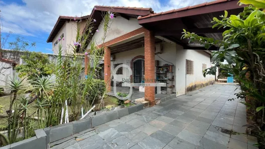 Casa com 3 Quartos à venda, 160m² no Balneário Stella Maris, Peruíbe