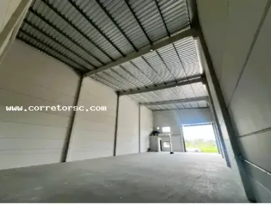 Galpão/Depósito/Armazém à venda, 300m² no Pachecos, Palhoça