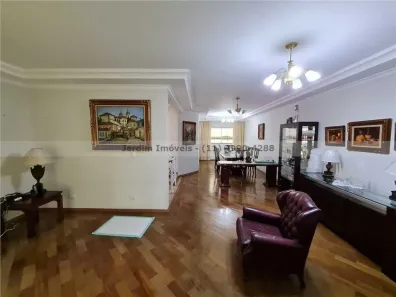 Sobrado com 3 Quartos à venda, 228m² no Vila Gilda, Santo André