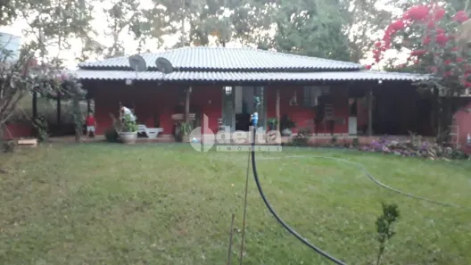 Fazenda/Sítio com 4 Quartos à venda, 250m² no Distrito Industrial, Uberlândia