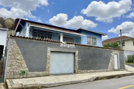 Casa com 5 Quartos à venda, 280m² no Cascatinha, Juiz de Fora