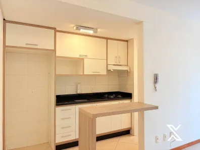 Apartamento com 2 Quartos para alugar, 51m² no Água Verde, Blumenau