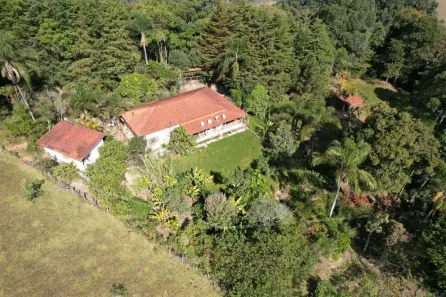 Fazenda/Sítio com 3 Quartos à venda, 330m² no Jardim Grajaú, Itapeva