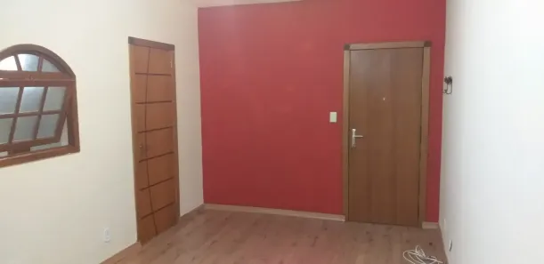 Apartamento com 2 Quartos para alugar, 44m² no Jardim Cascata, Teresópolis