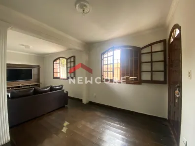 Casa com 3 Quartos à venda, 257m² no Nossa Senhora do Carmo, Contagem