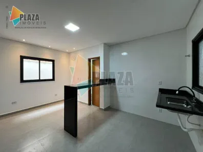 Casa de Condomínio com 2 Quartos à venda, 67m² no Caiçara, Praia Grande