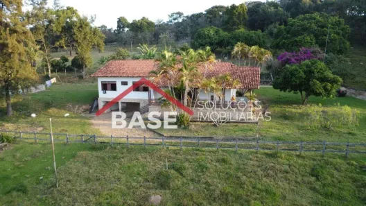 Fazenda/Sítio com 4 Quartos à venda, 63m² no Cláudio, Cláudio