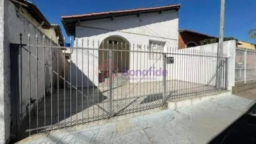 Casa com 2 Quartos para alugar, 90m² no Anhangabaú, Jundiaí
