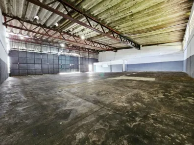 Galpão/Depósito/Armazém para alugar, 400m² no Campinas de Pirajá, Salvador