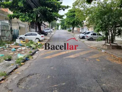 Casa com 7 Quartos à venda, 327m² no Brás de Pina, Rio de Janeiro