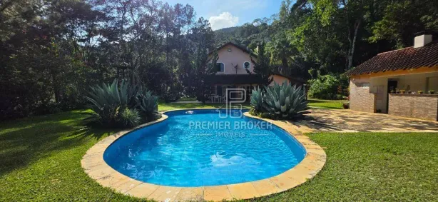 Fazenda/Sítio com 3 Quartos à venda, 400m² no Colônia Alpina, Teresópolis