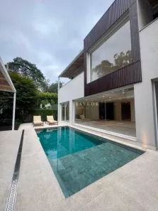 Casa com 4 Quartos para venda ou aluguel, 587m² no Jardim Europa, São Paulo