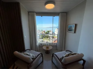 Apartamento com 2 Quartos à venda, 81m² no Coqueiros, Florianópolis