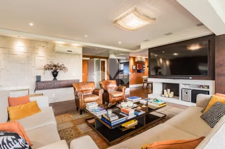Apartamento com 3 Quartos à venda, 223m² no Jardim Europa, Porto Alegre