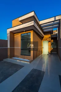 Casa com 3 Quartos à venda, 58m² no Pinheirinho, Curitiba