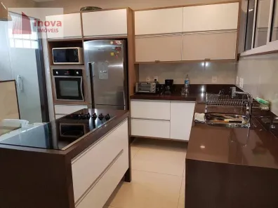 Apartamento com 3 Quartos à venda, 140m² no Centro, Juiz de Fora